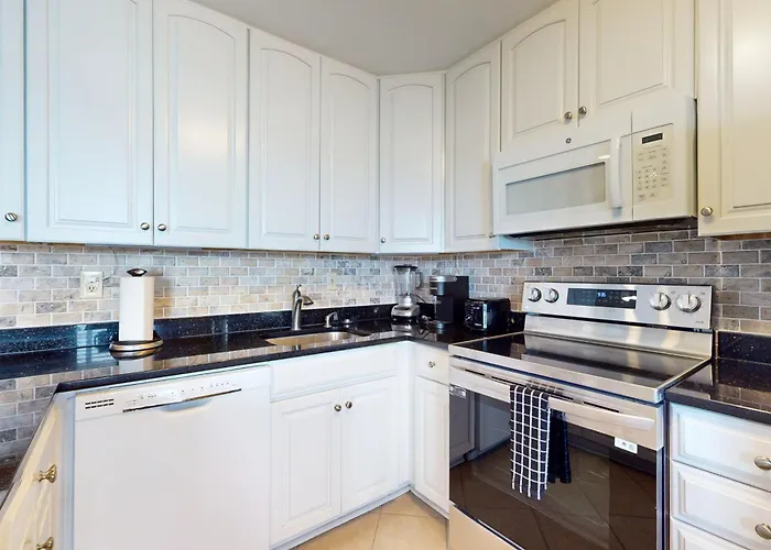 Bahama Princess G Apartment *